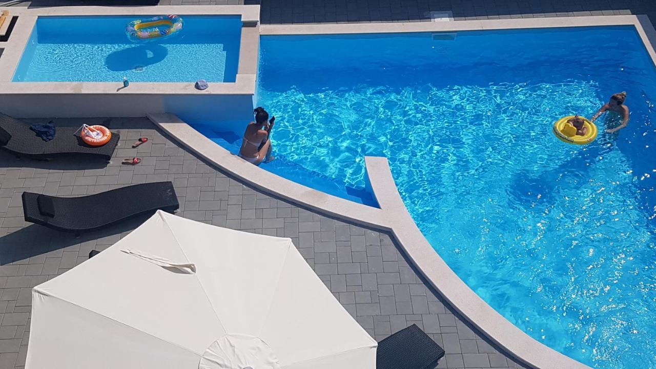 Apartments Menalo Zaton  Exterior photo